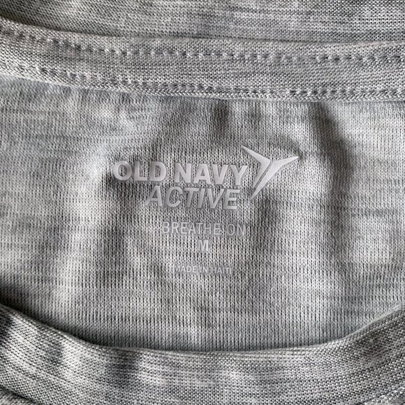 Old Navy Active Shirt - Picture 6 of 6
